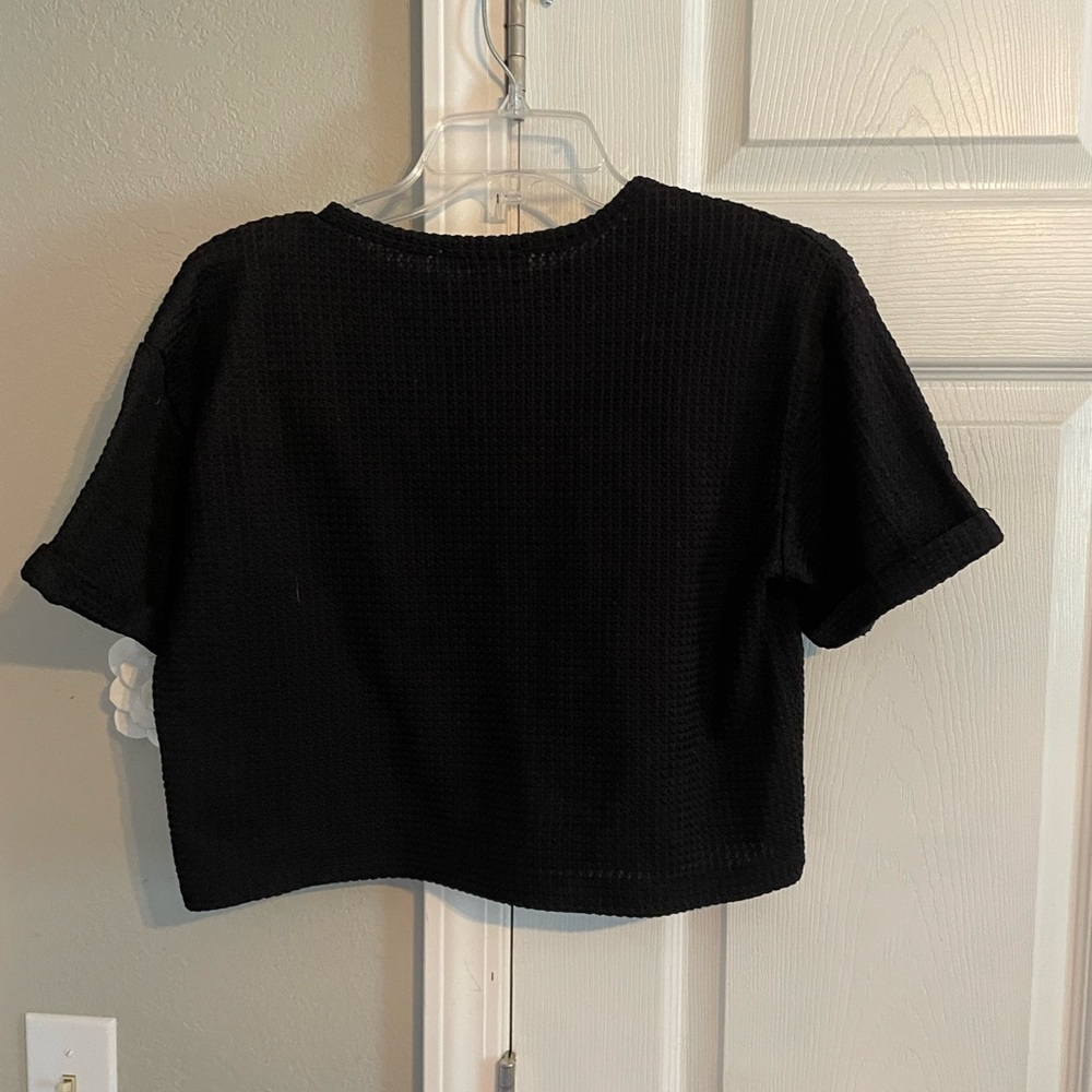 Black Knit Ribbed Crop Top - Picture 4 of 4